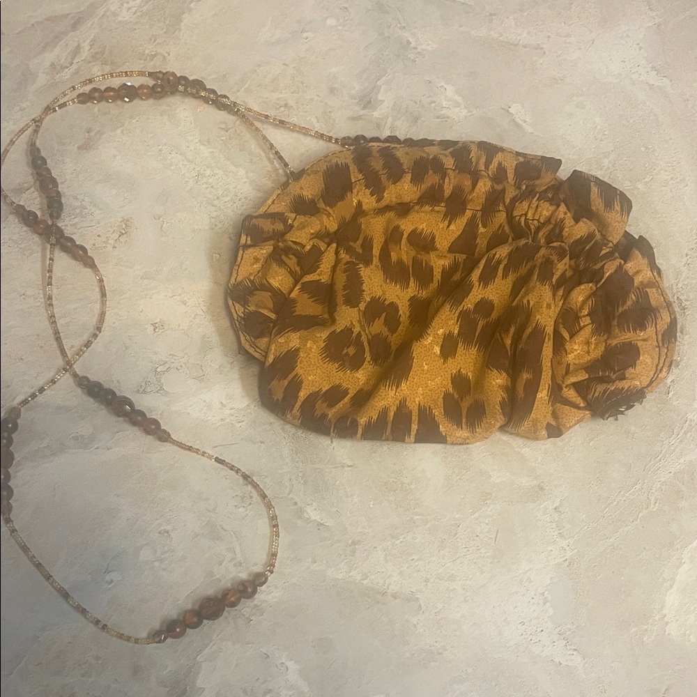 Lisa Violettp clutch